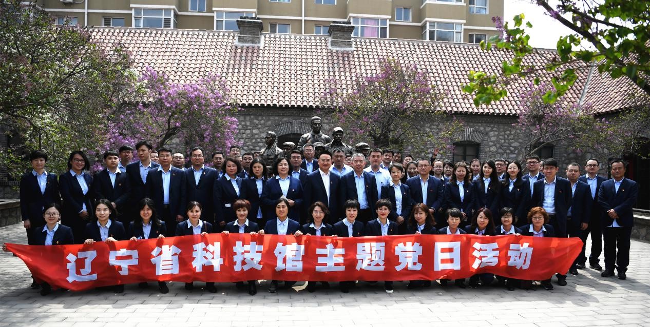 红色1.jpg