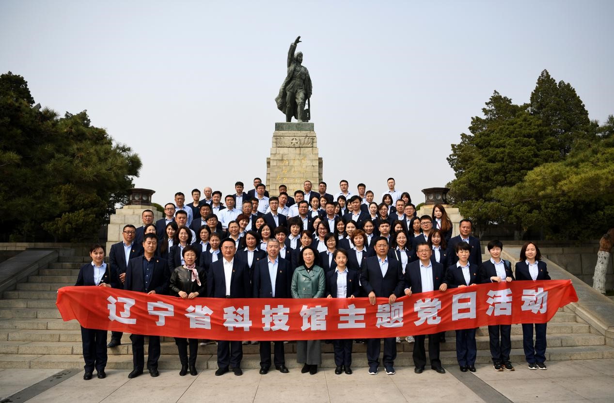 红色2.jpg